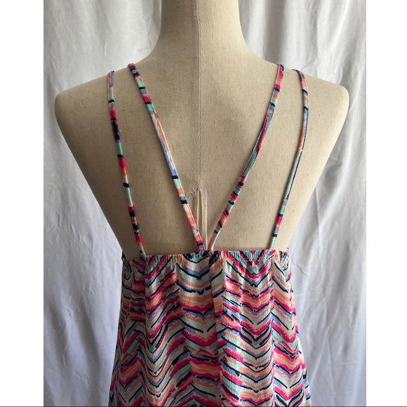 Colorful Summer Sleeveless Striped/Chevron Dress - Picture 4 of 6